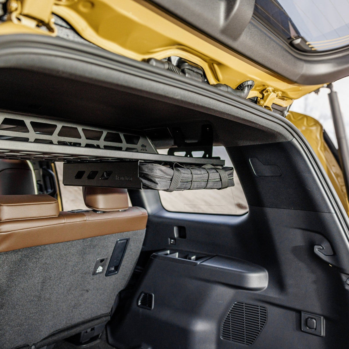 Shelf + Chair Storage SET - Pajero/Montero IV - Bison Gear