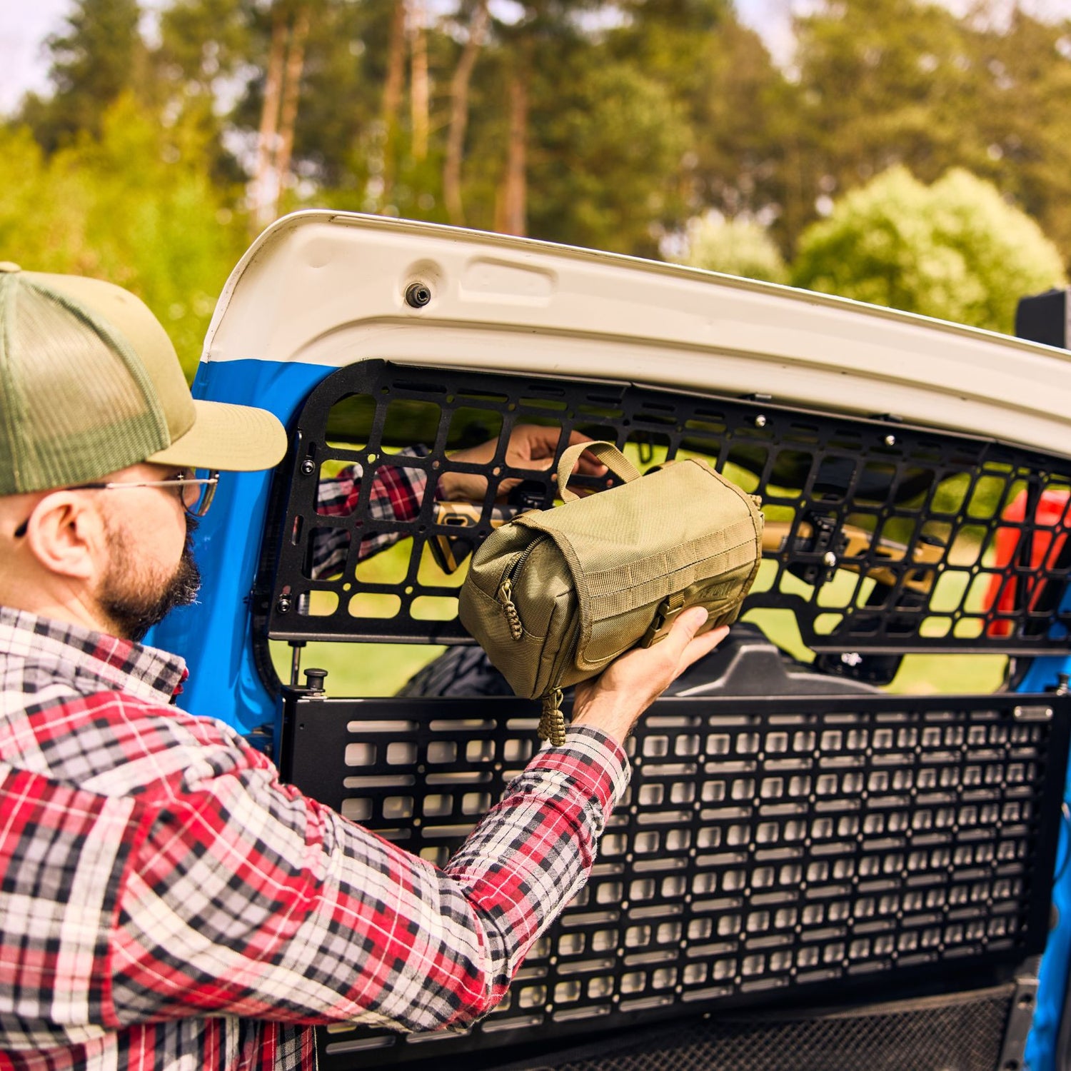 Back Window MOLLE Panel - FJ Cruiser - Bison Gear