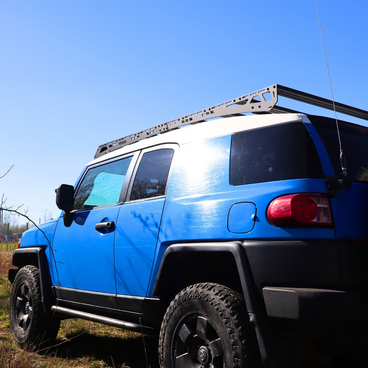 OX PRO Roof Rack with LED Bar - FJ Cruiser - Bison Gear