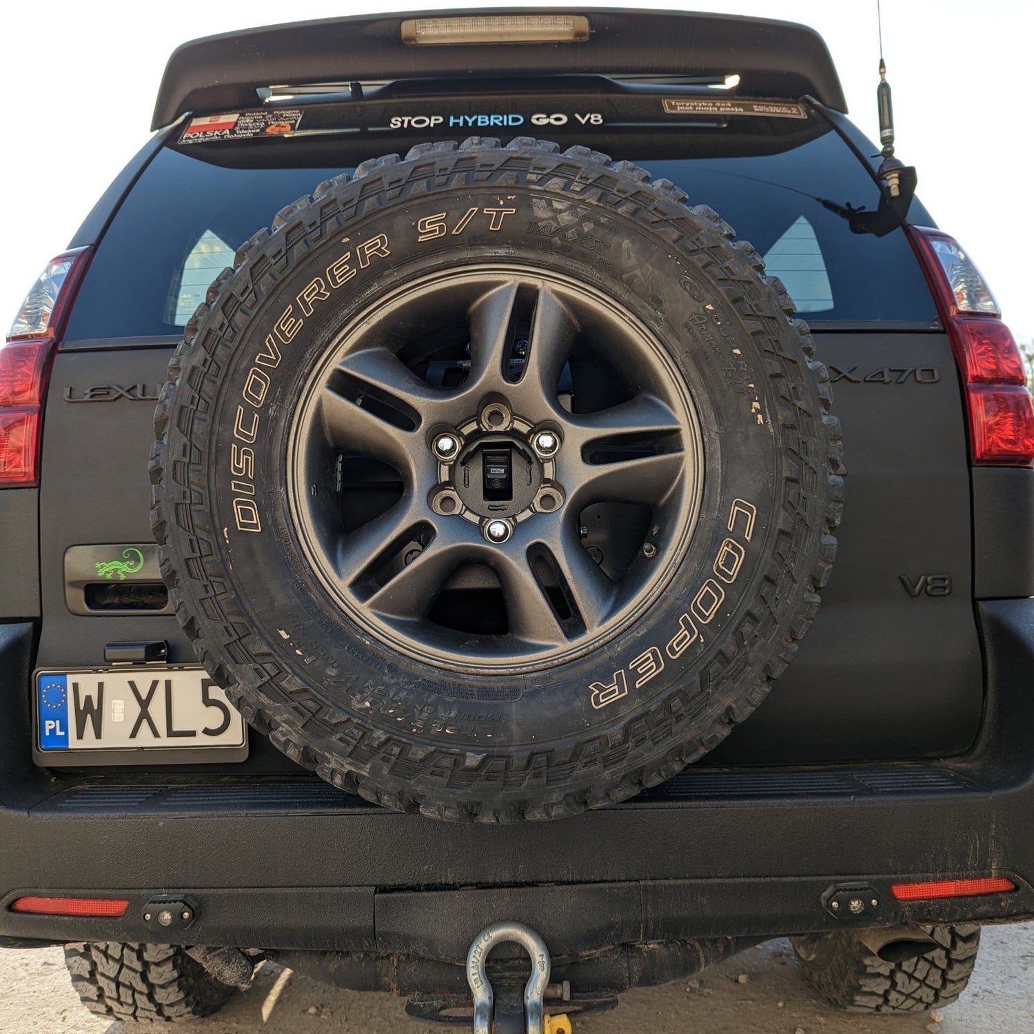 Tire Carrier - LC120/GX470 - Bison Gear