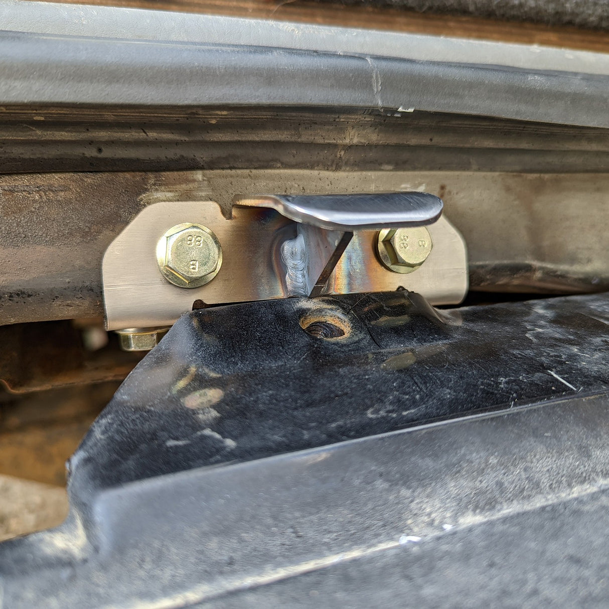 Tire Carrier - LC120/GX470 - Bison Gear