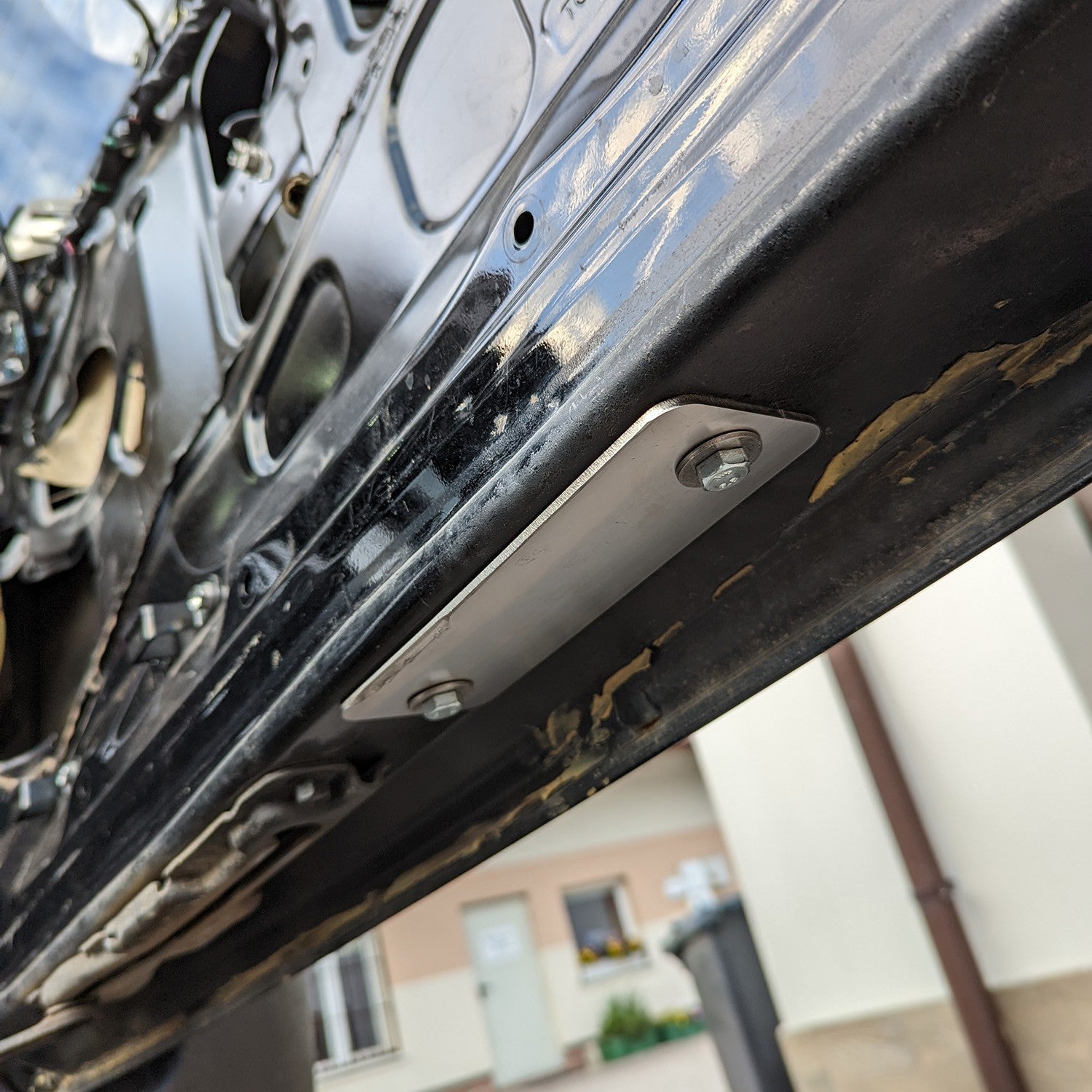 Tire Carrier - LC120/GX470 - Bison Gear