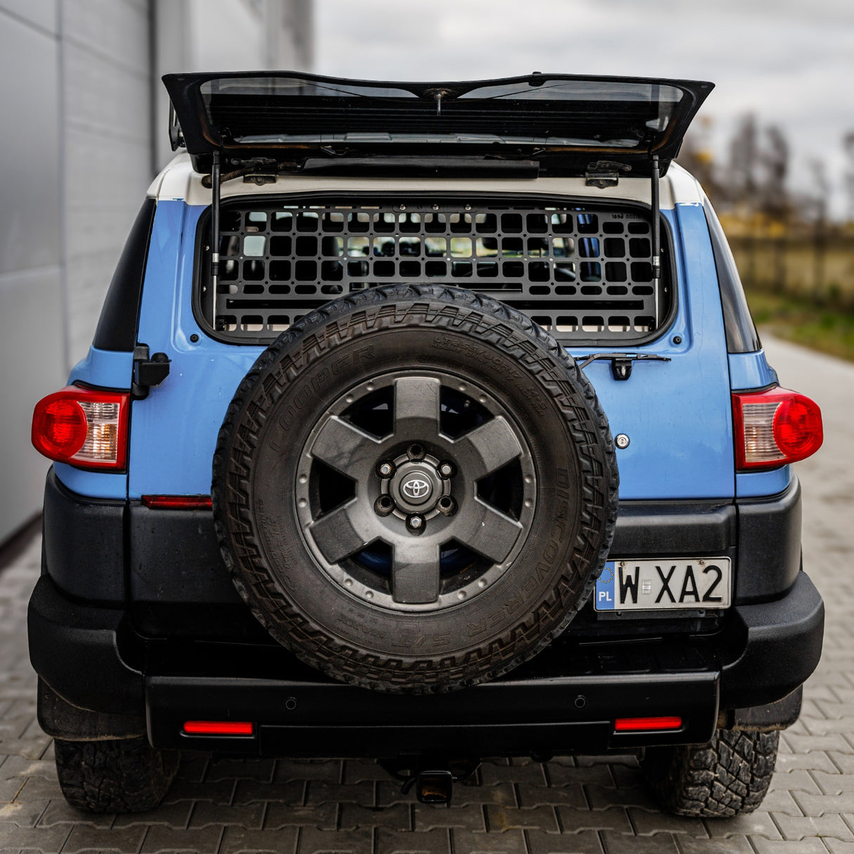 Back Window MOLLE Panel - FJ Cruiser-4-Bison Gear