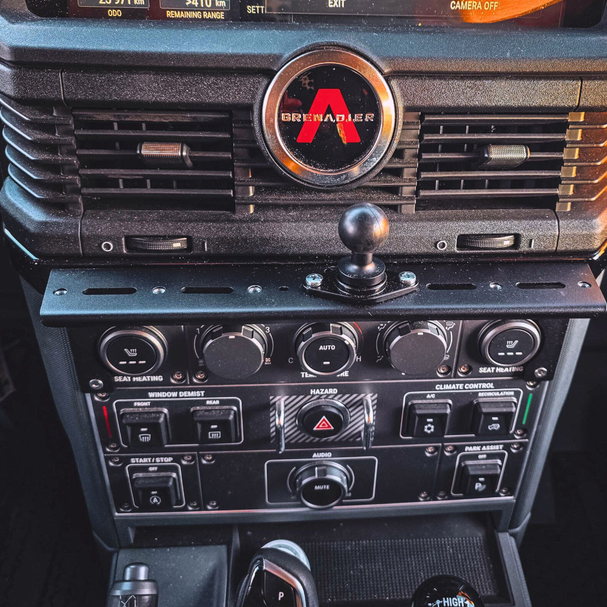 Dash Mounting Platform - Grenadier-6-Bison Gear