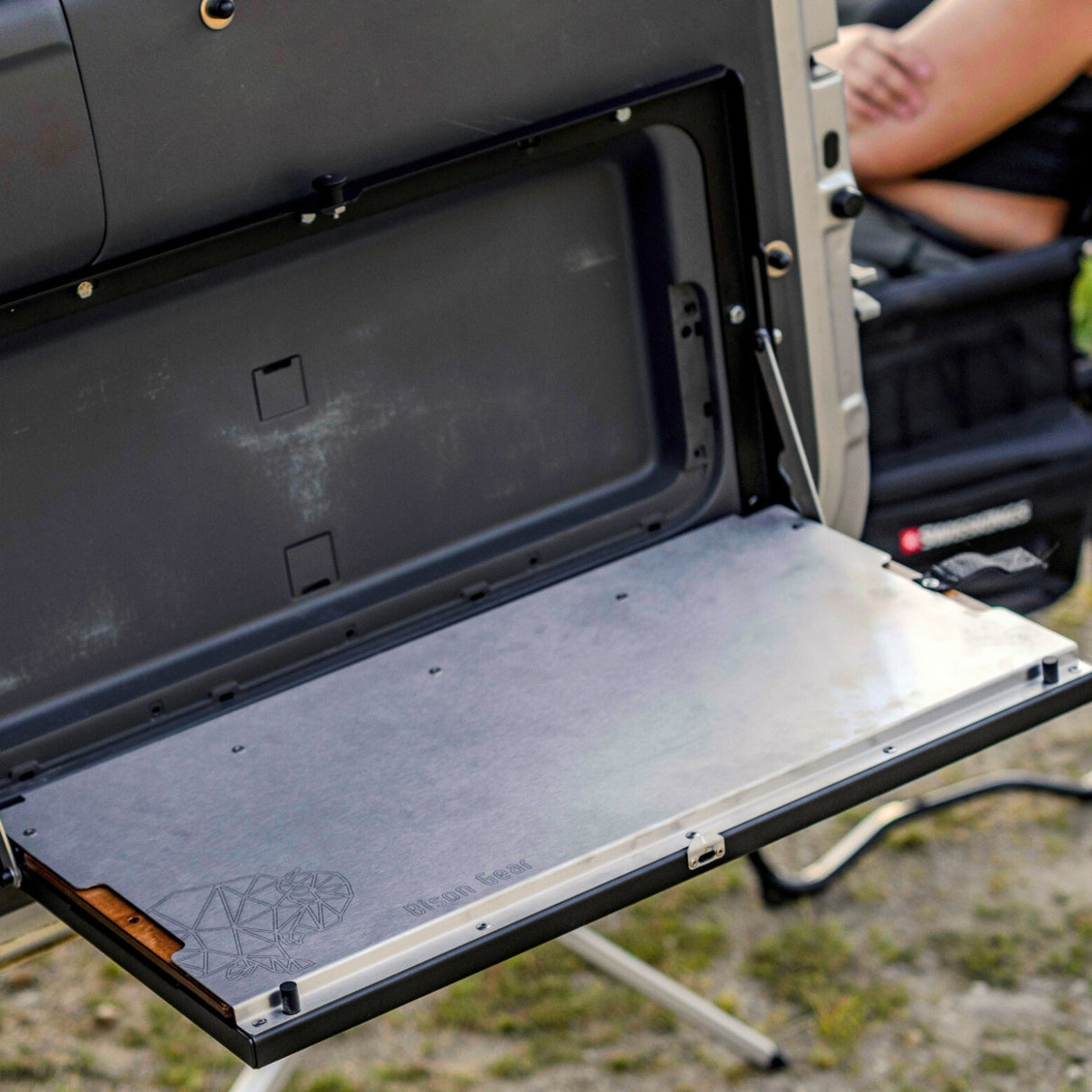 Drop-Down Tailgate Table-4-Bison Gear