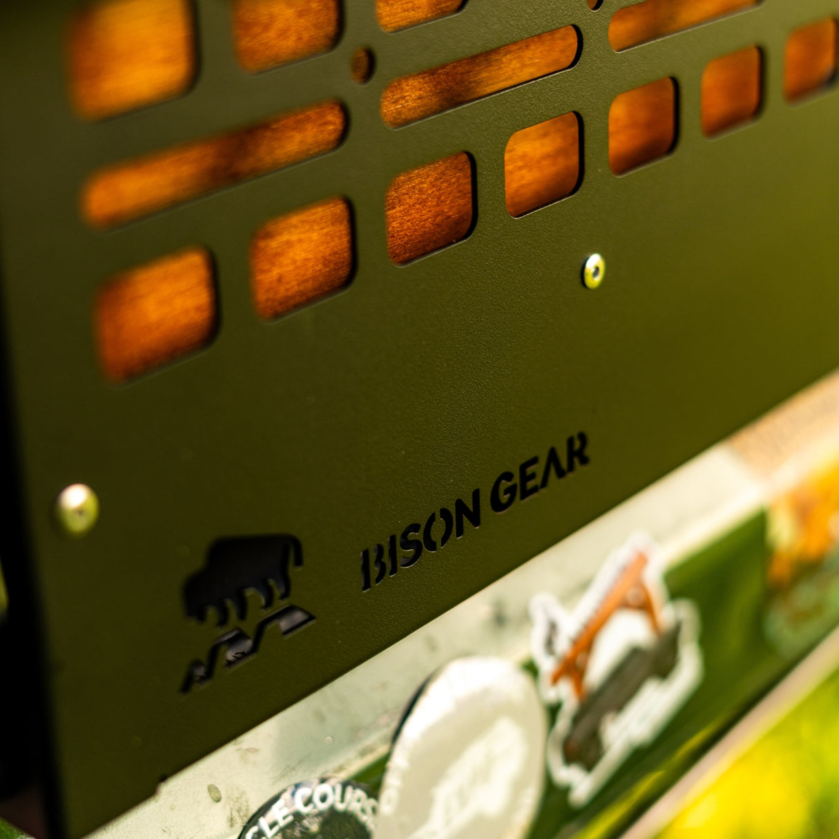 Drop-Down Tailgate Table - Bronco 6G-5-Bison Gear