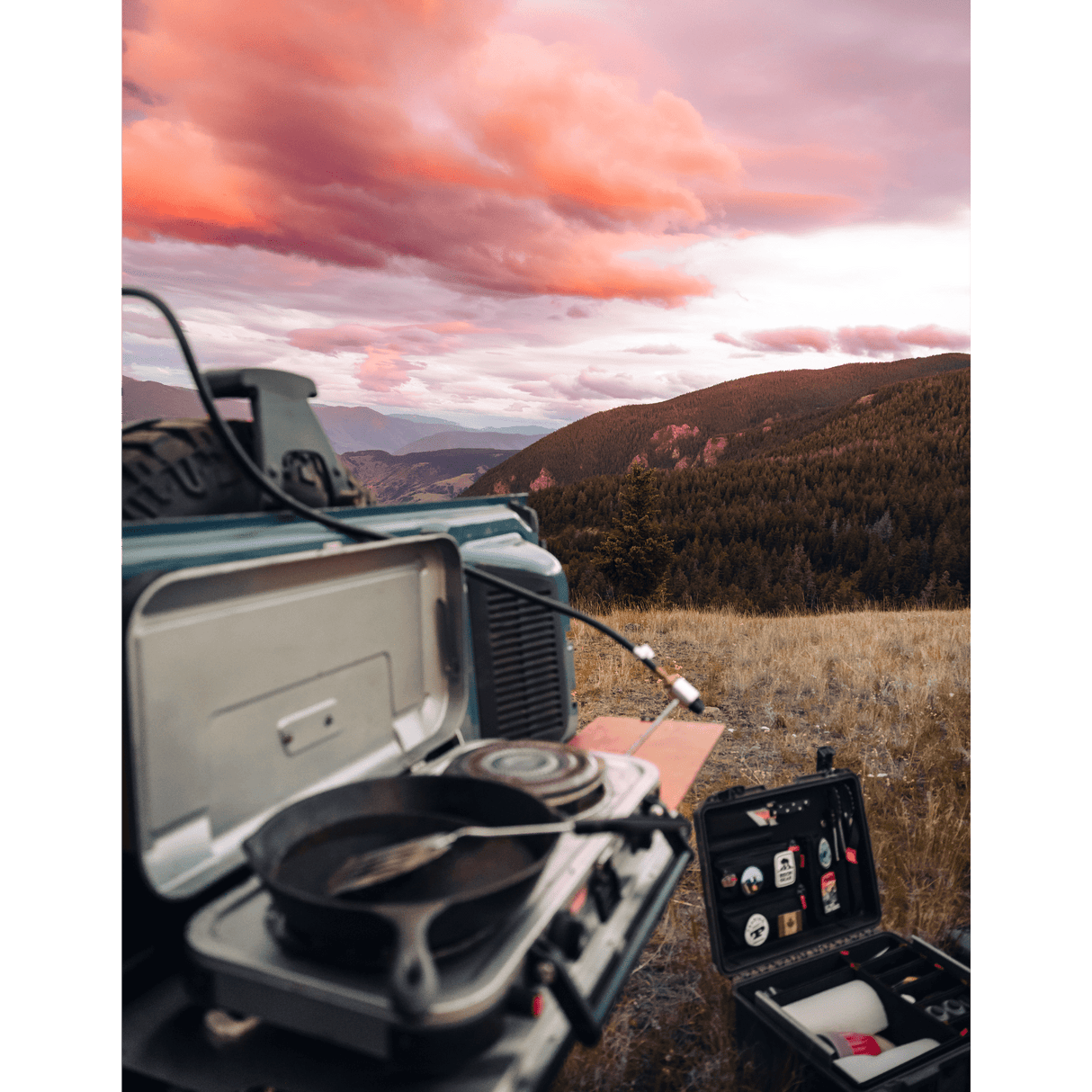 Drop-Down Tailgate Table - Bronco 6G-9-Bison Gear