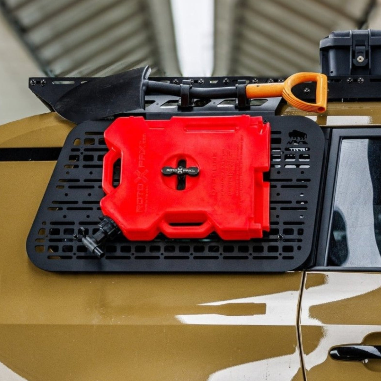 SET: External MOLLE Panels (Left + Right) - LC250/GX550