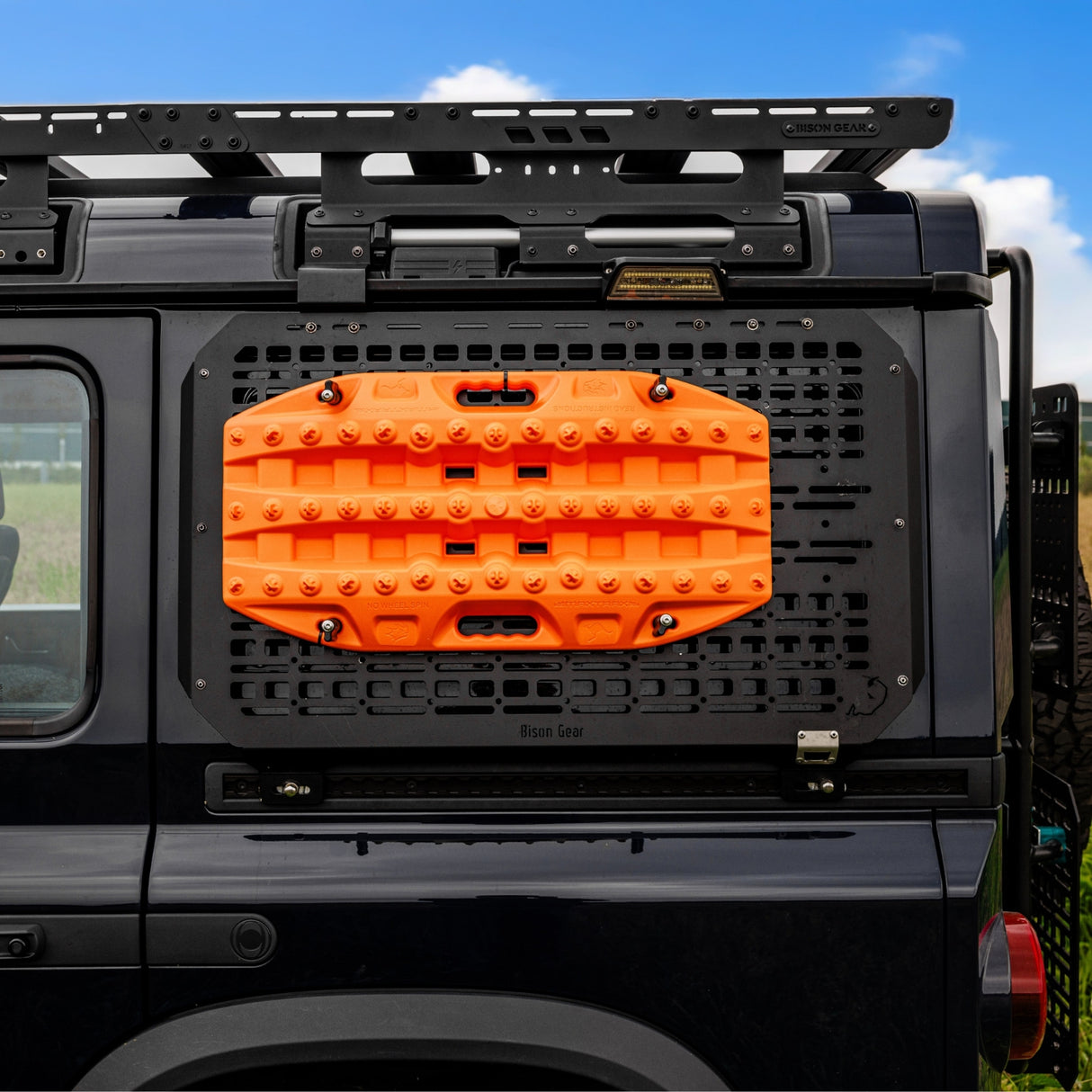 SET: OX PRO Roof Rack 1/1 + 2x MOLLE Panels - Grenadier-3-Bison Gear