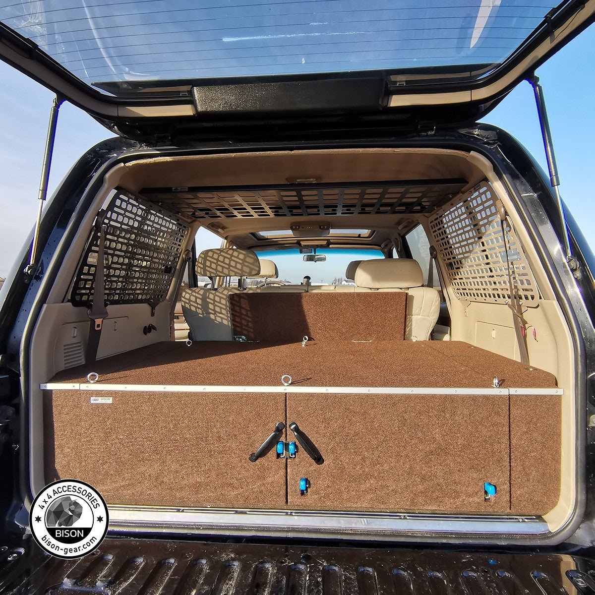 SET: Shelf + 2 Panels (Left + Right) - LC80/LX450-6-Bison Gear