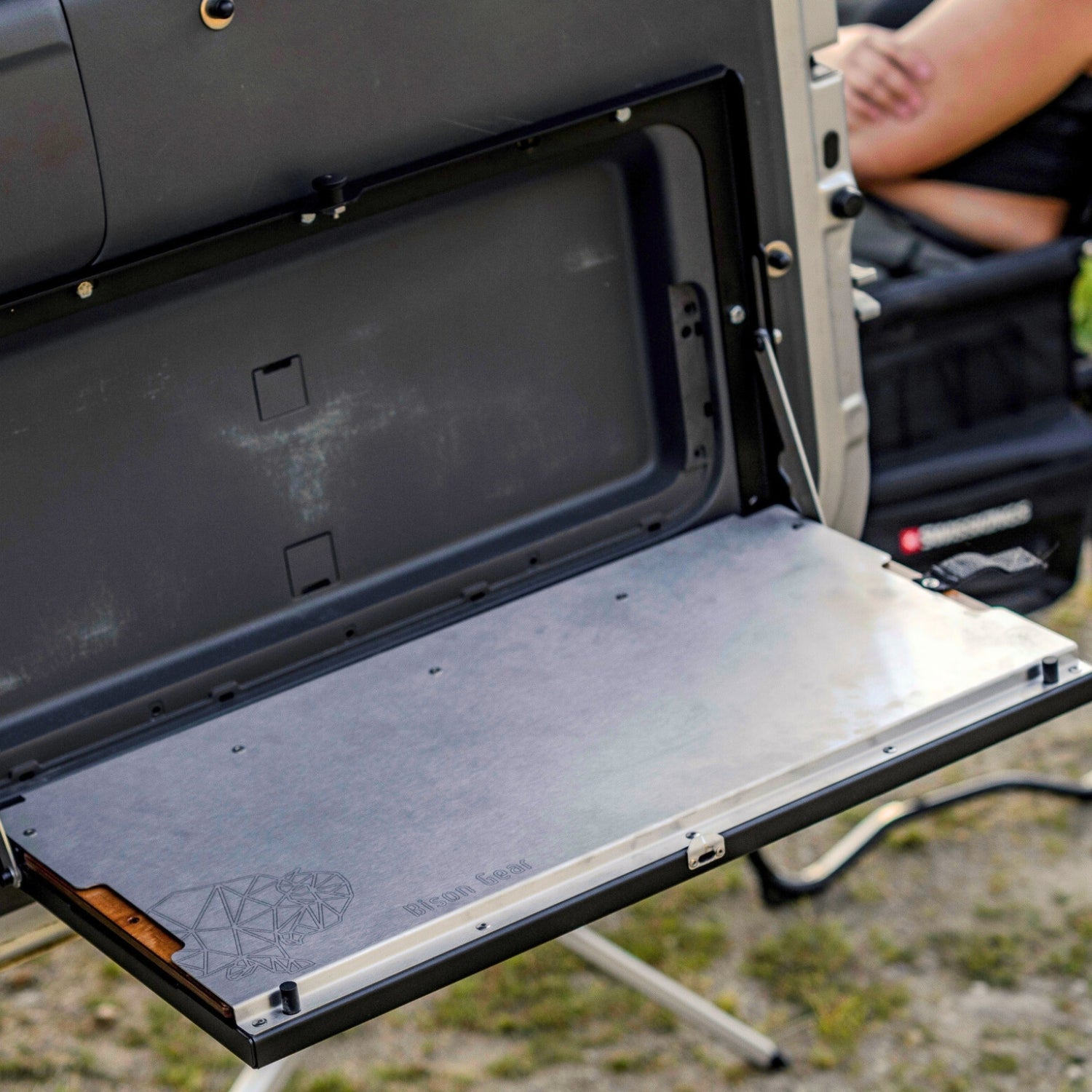 Drop - Down Tailgate Table - Bison Gear