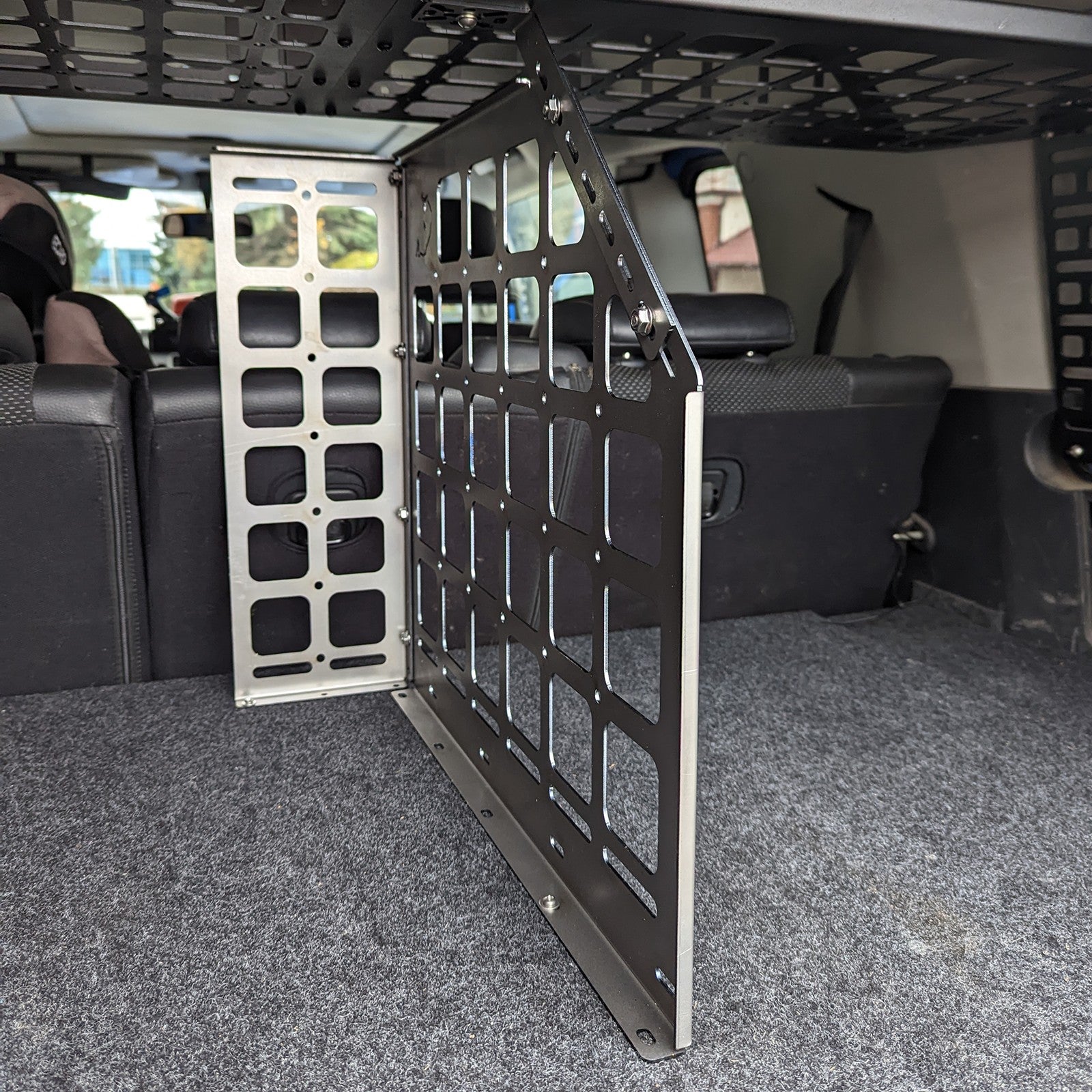 Trunk Divider – Bison Gear