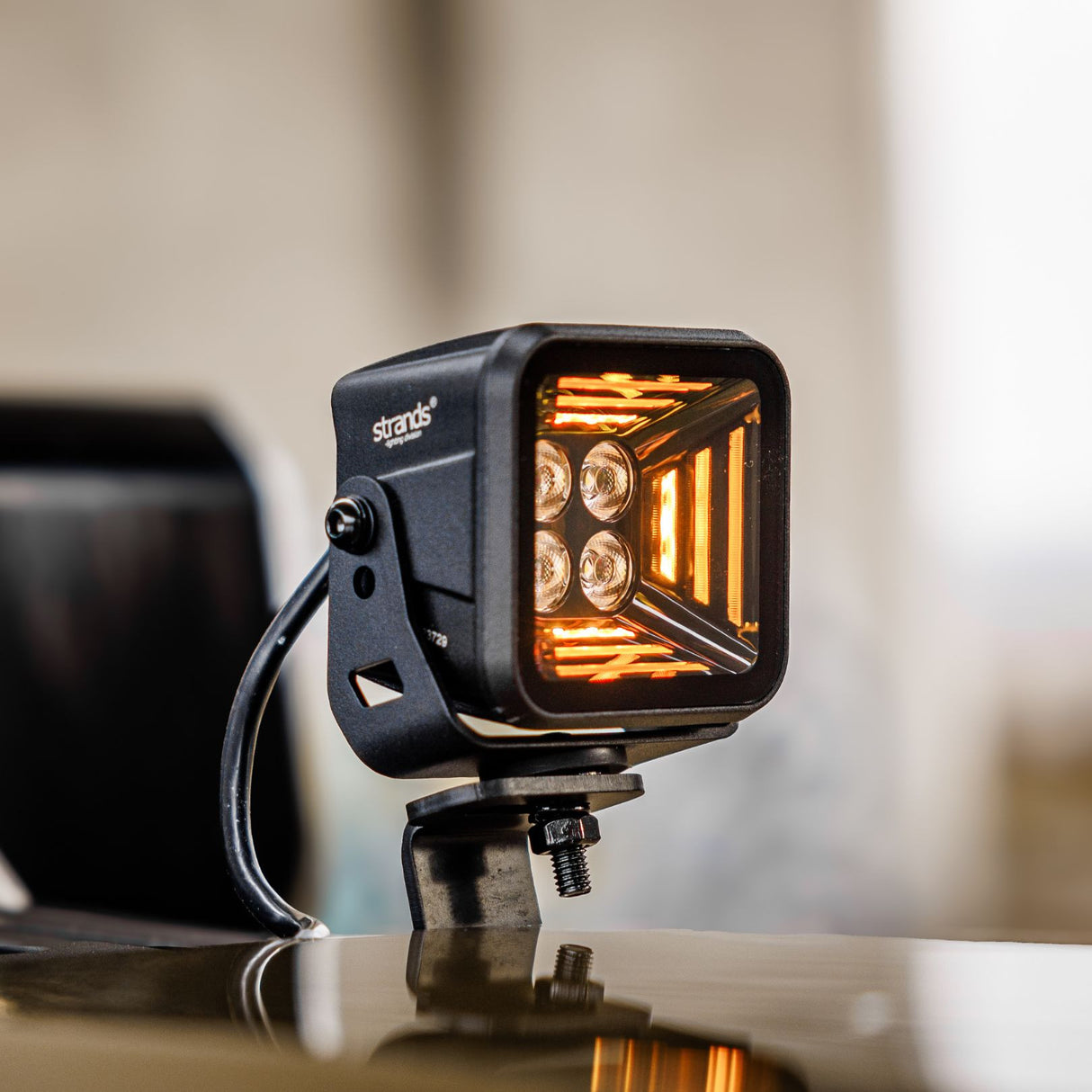 Lampa Robocza Dark Knight Fortex Amber