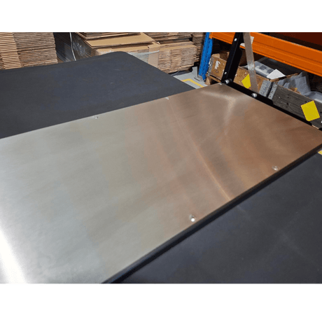 OUTLET: Drop - Down Tailgate Table - Grand Vitara II - Bison Gear