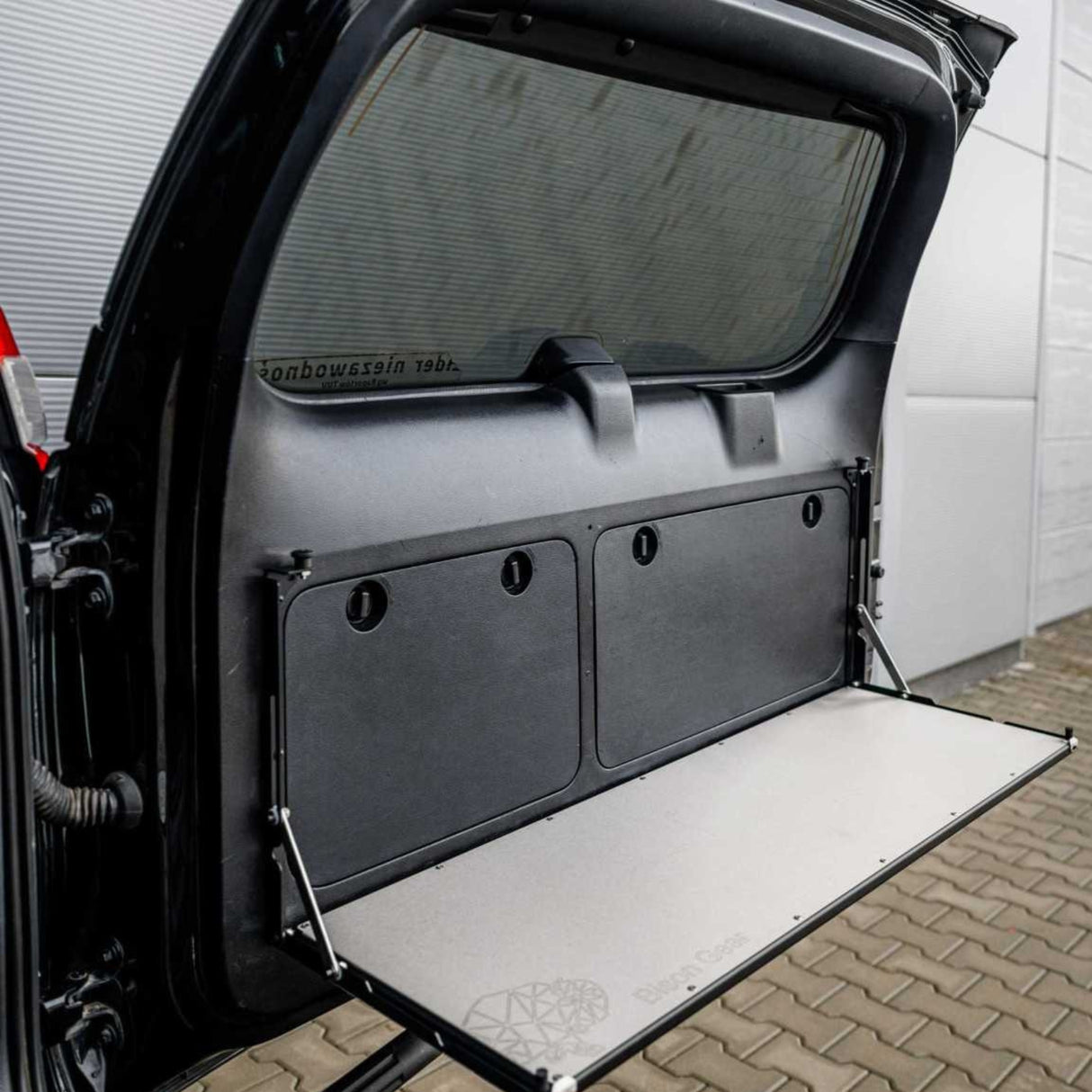 Drop - Down Tailgate Table - Lexus GX, TOYOTA FJ Cruiser, TOYOTA Land Cruiser Prado - Bison Gear