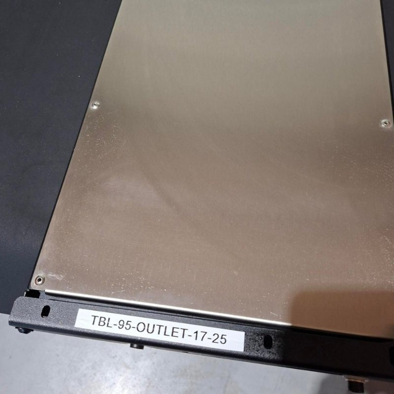 OUTLET: Drop - Down Tailgate Table - Grand Vitara II - Bison Gear