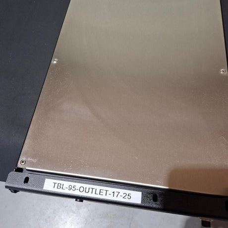 OUTLET: Drop - Down Tailgate Table - Grand Vitara II - Bison Gear