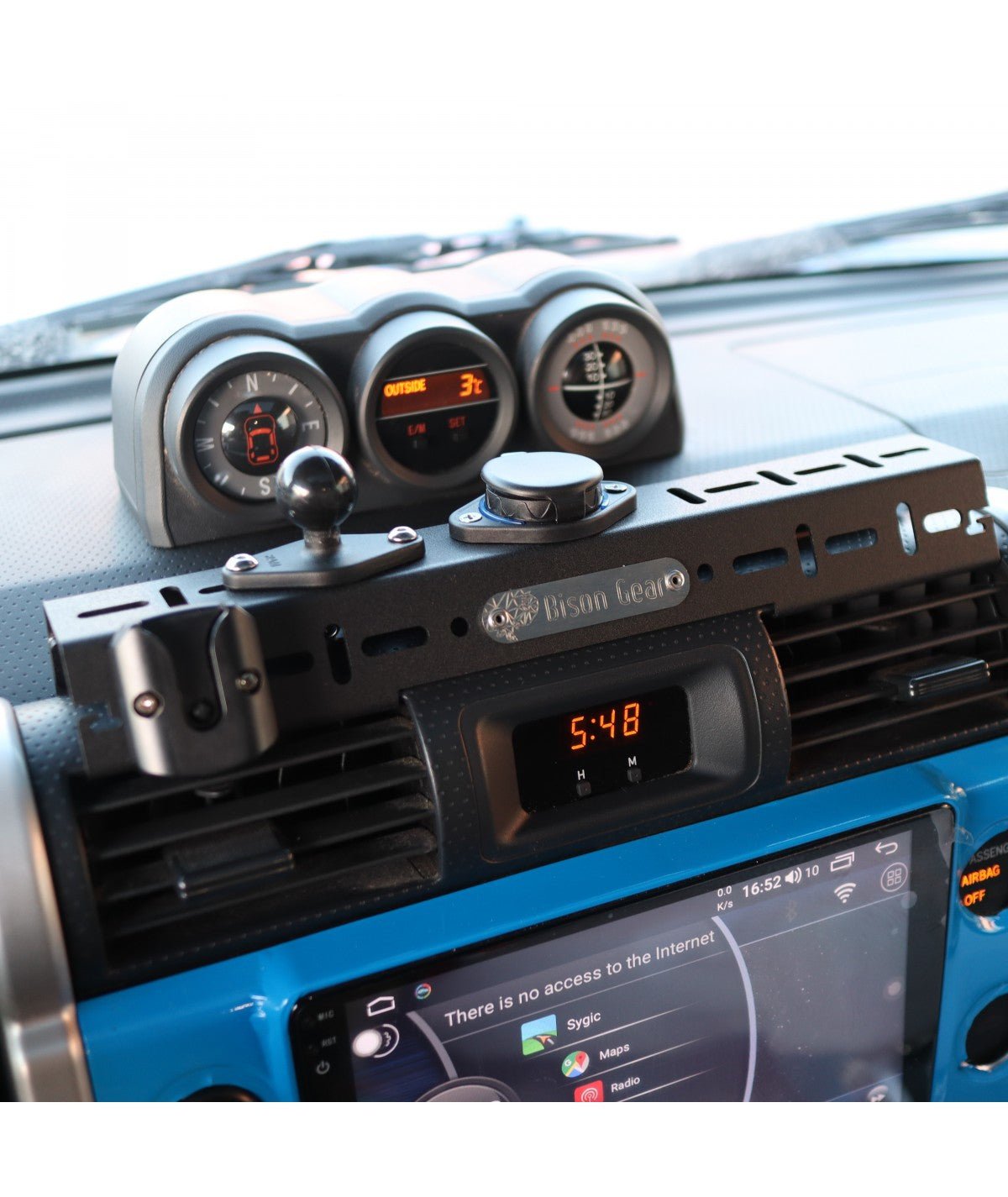Dash Mounting Platform without USB - FJ Cruiser-5-Bison Gear