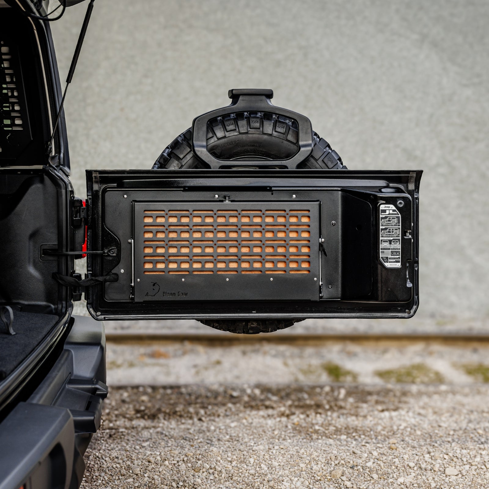 Bison Gear Drop-Down Tailgate Table - JEEP Wrangler