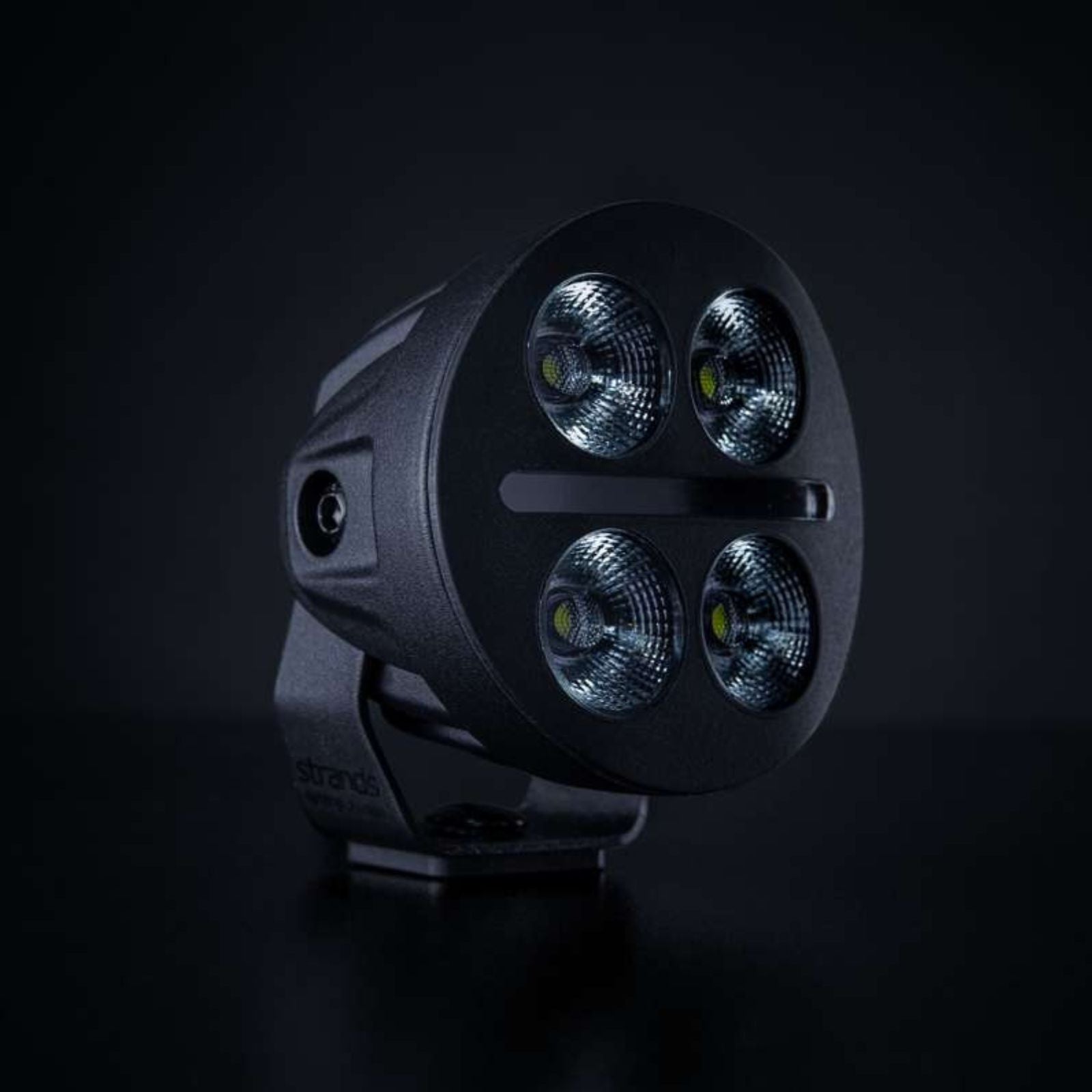 Nuuk D-Line MC Work Light - Strands – Bison Gear