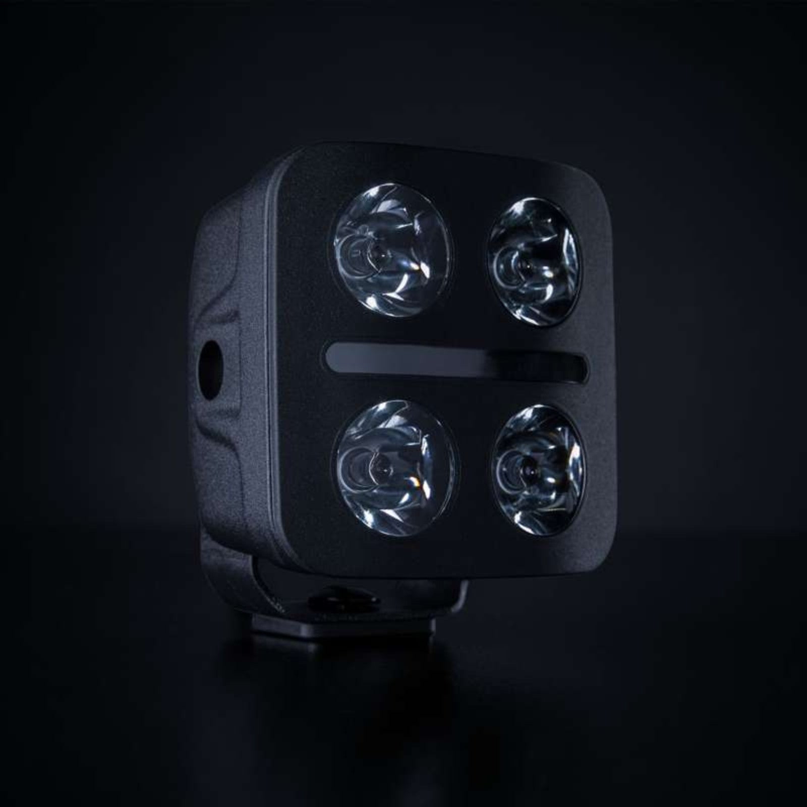 nuinui-chikuchikuライトトラップ Nuuk D-Line QB Driving Light 3'' - Strands – Bison Gear