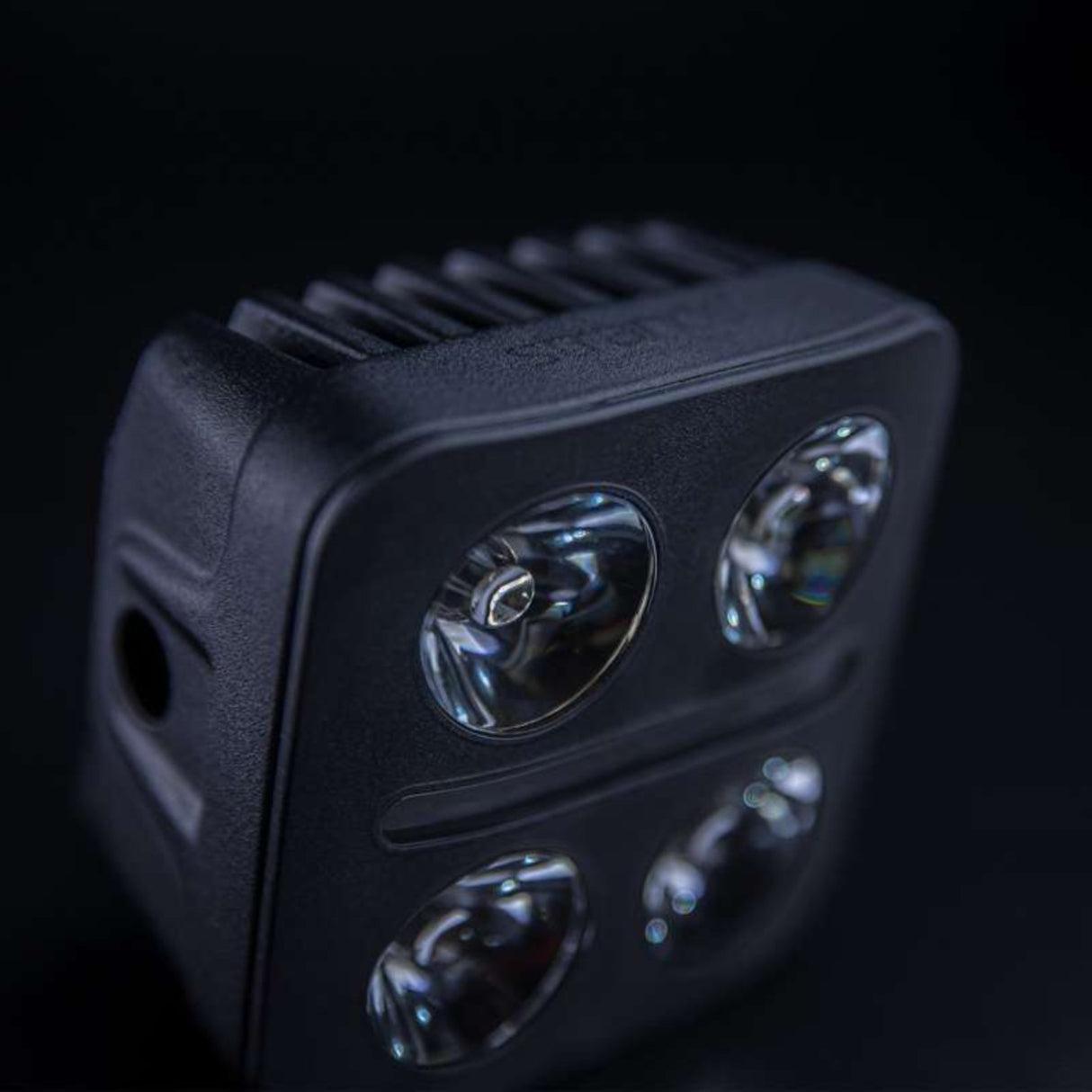 Nuuk D-Line QB Driving Light 3''-6-Bison Gear