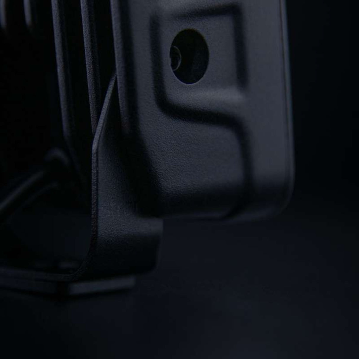 Nuuk D-Line QB Driving Light 3''-8-Bison Gear