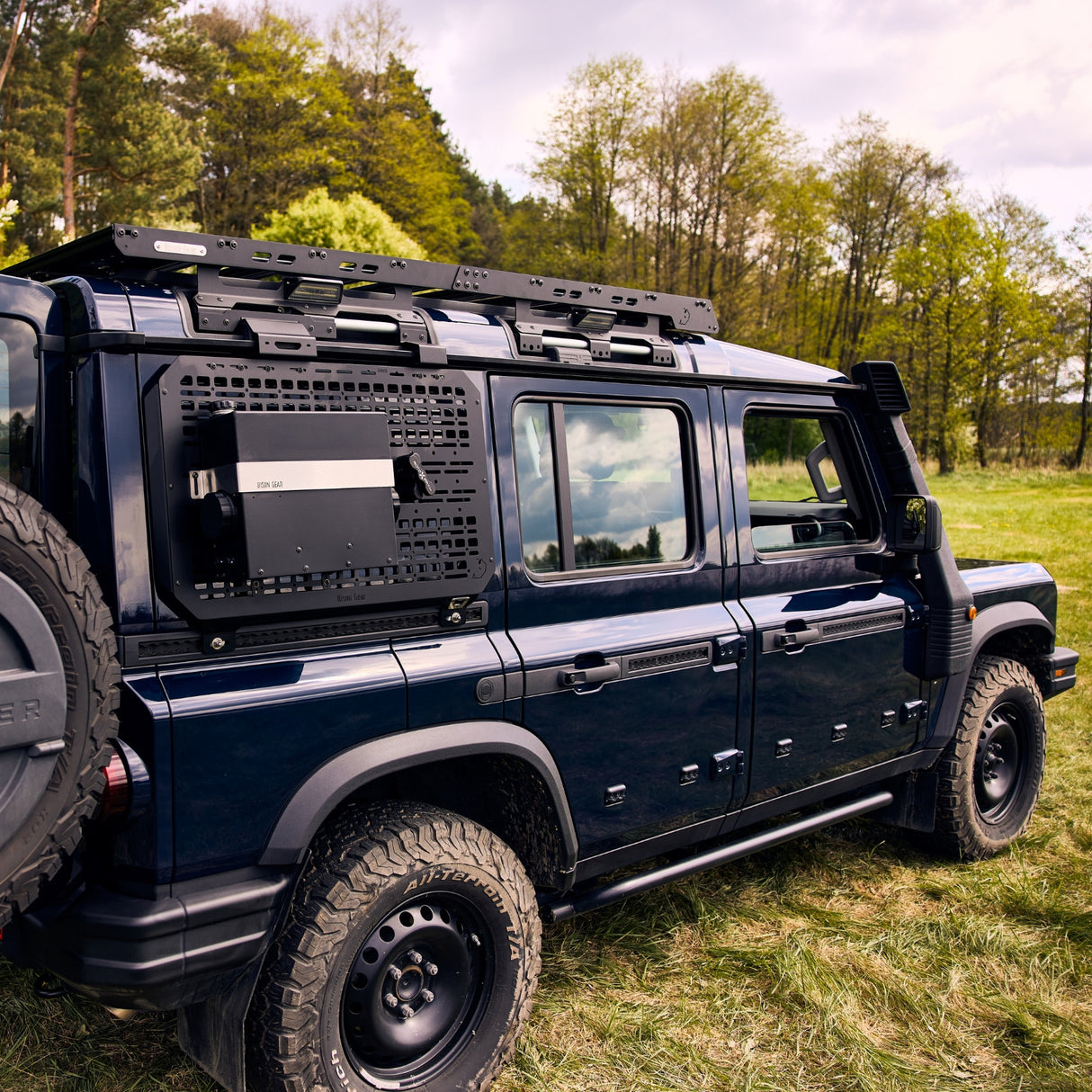 OUTLET: 3/4 Roof Rack - INEOS Grenadier-9-Bison Gear