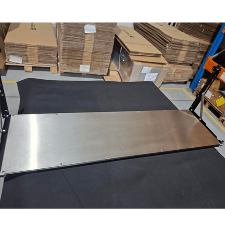 OUTLET: Drop-Down Tailgate Table - Grand Vitara II-5-Bison Gear