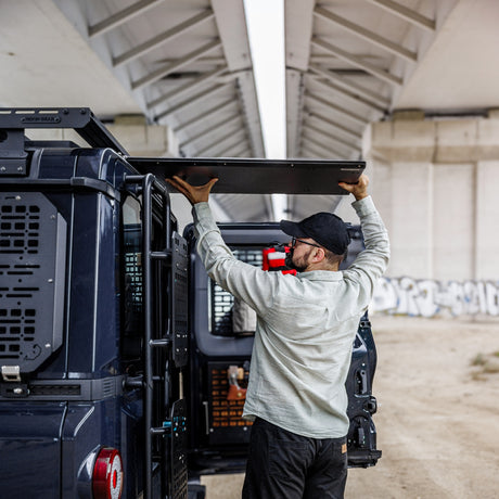 SET: 1/1 OX PRO Roof Rack + Camping Table - Grenadier-8-Bison Gear