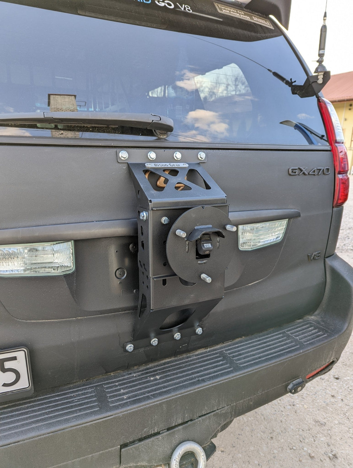SET: License Plate Bracket (EU only) + Tire Carrier - LC120/GX470-4-Bison Gear