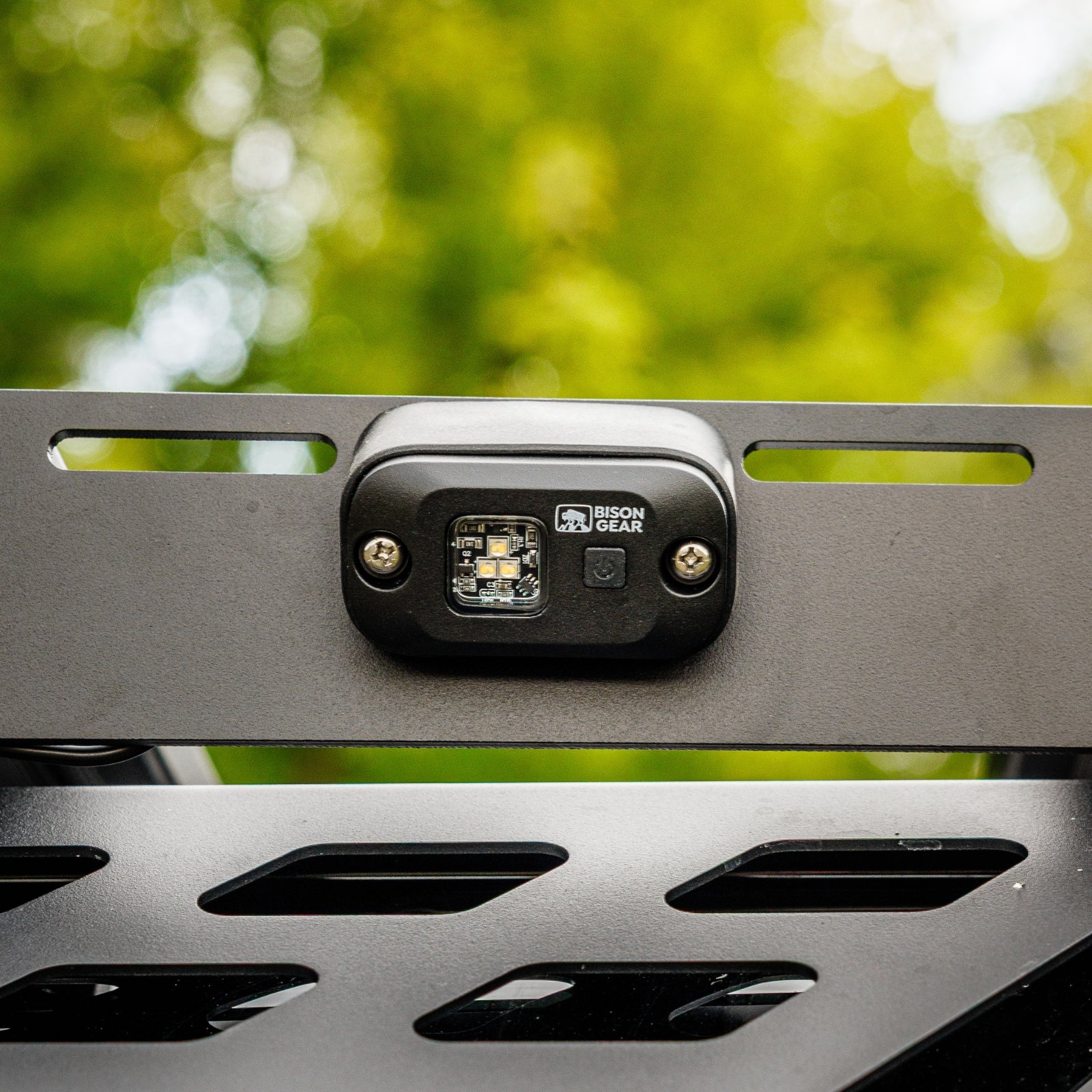bison gears SPARROW Dimmable Dome Light